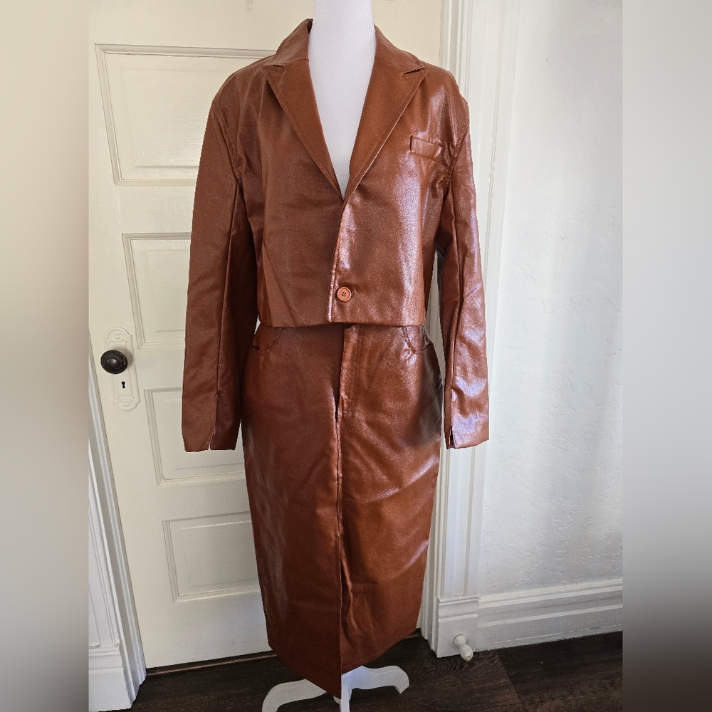 NEW Byegreis Ainsley Cropped Blazer and Midi Skirt - Picture 3 of 15